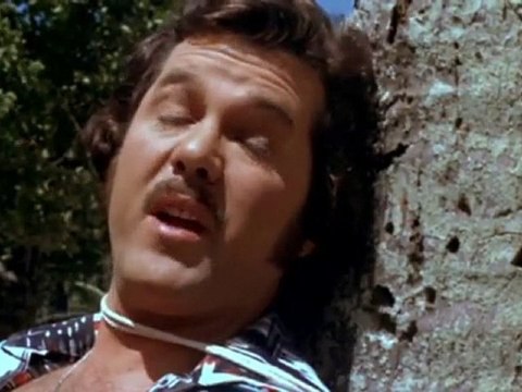 Machete Maidens Unleashed - Trailer #2 [VO]