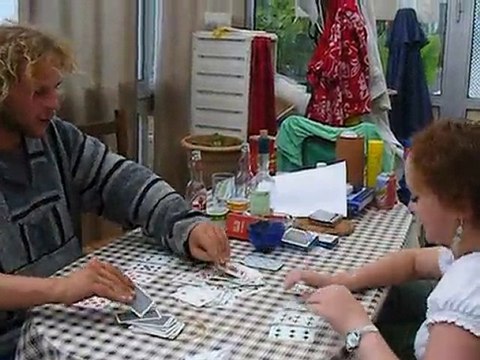 Une partie de crapette... (deuxième partie)