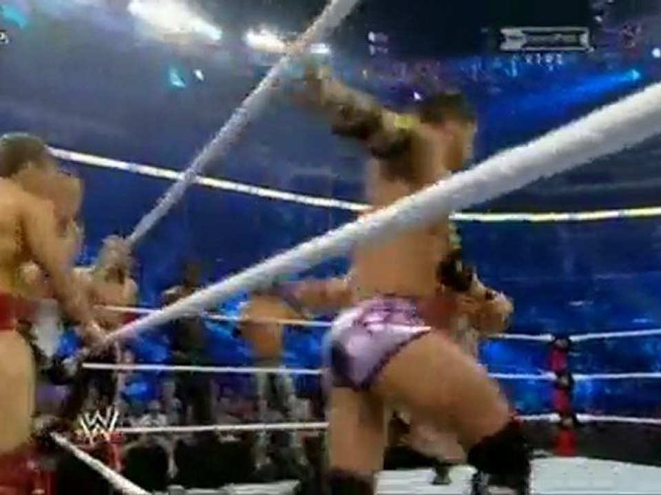 Джон Сина оцеля и победи Nexus[Част1]