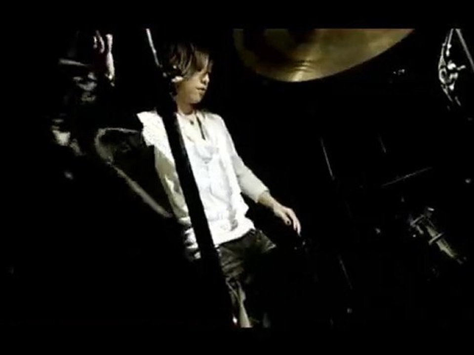 DELUHI - Revolver blast PV ...CZ...