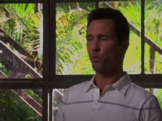 Burn Notice S3 Ep3 'Blind Spot' – Michael & Team Help Woman Lost in a Scam 💼