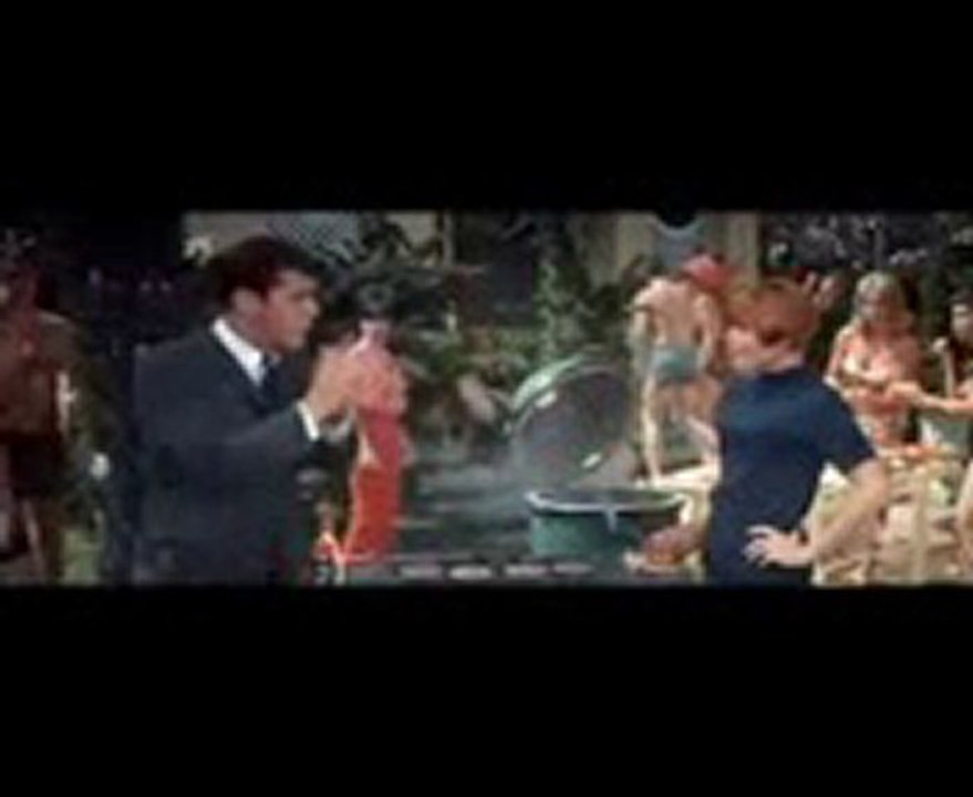 Spinout trailer