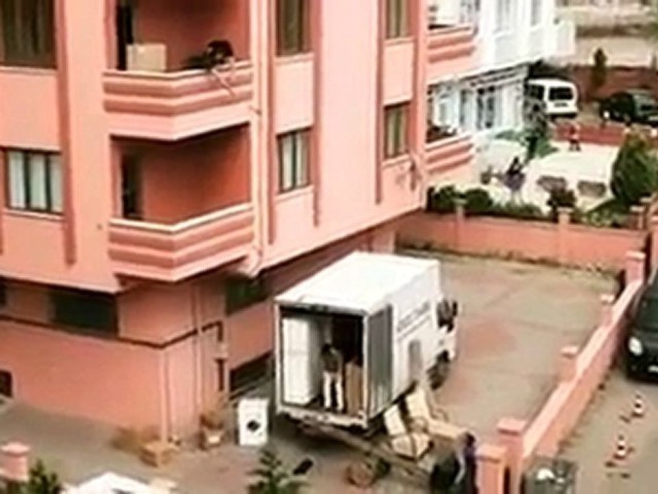 Ev taŞımanın kolay ve Kısa Yolu xD
