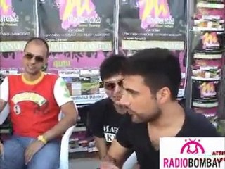 Radio Bombay intervista i mister connecticut