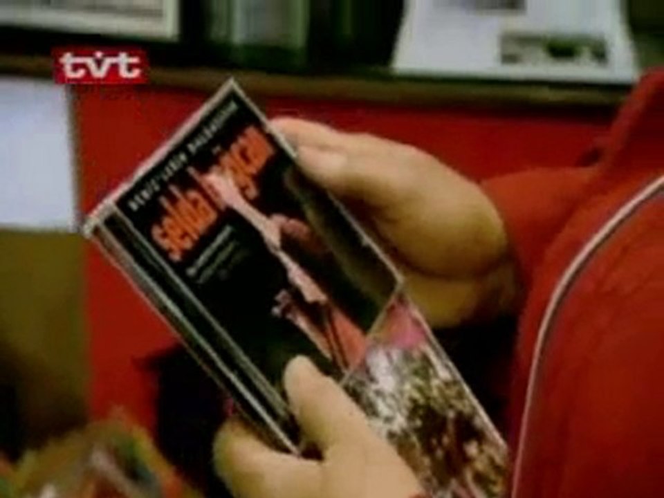 Denizlerin Dalgasiyim [ http://www.piryolu.com/ ]