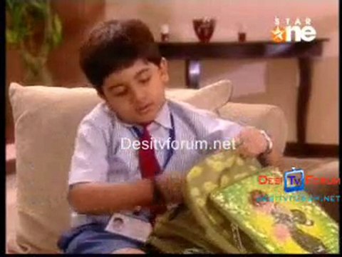 Jaane Pehchaane Se Yeh Ajnabi - 18th August 2010 pt1