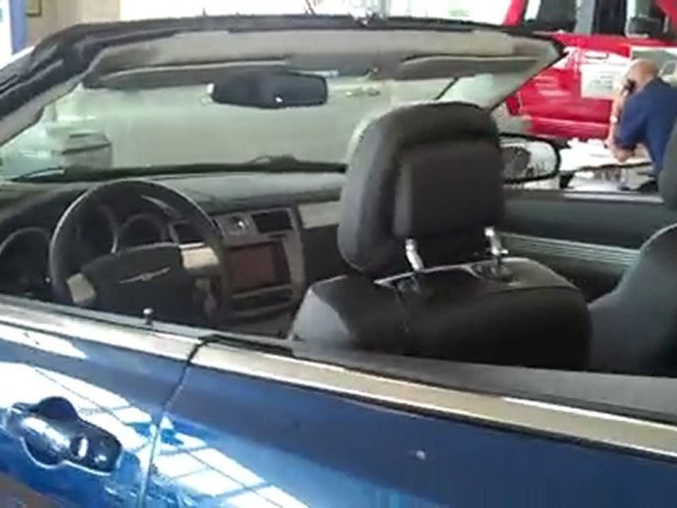 Chrysler Sebring New York Residents from WestburyJeep.com