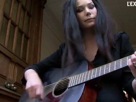 Brisa Roché chante Open your lock