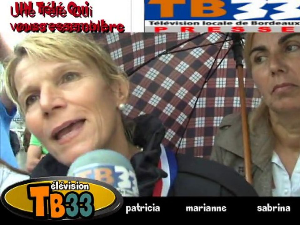 les gens du voyage devant la mairie de Bordeaux