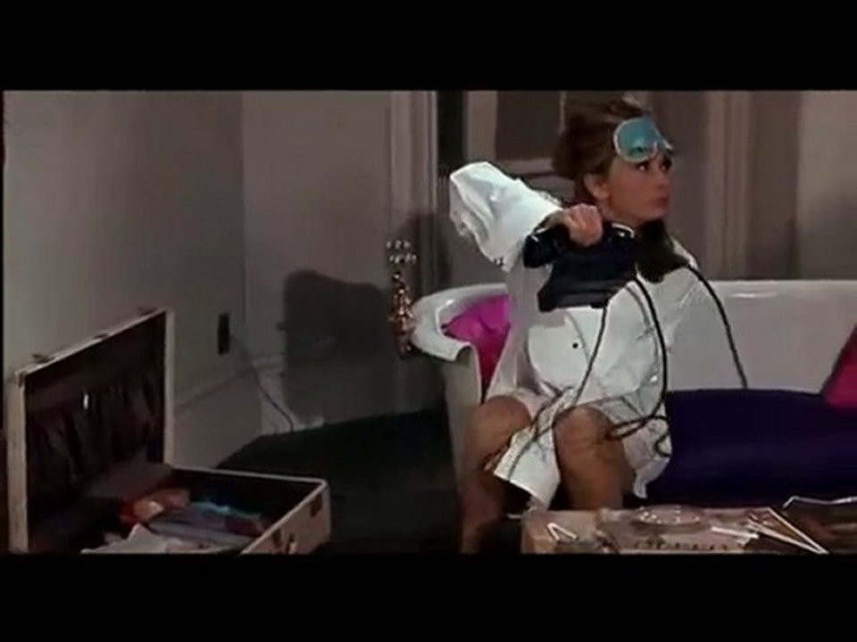 1961- desayuno con diamantes- 1
