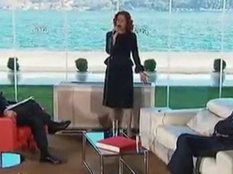 candan erçetin elbette şeffaf oda