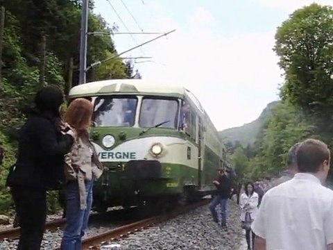 Bourg en B - Charix en X 4208 3/3