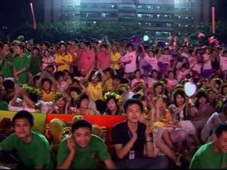 Suicide troubled iPhone maker Foxconn holds rally