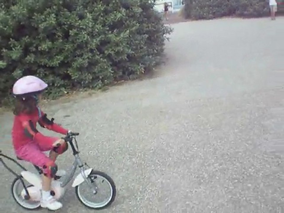 EMMA VELO3