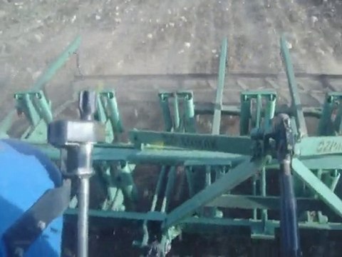 New holland tl100a ile özpanmak gazayağı ile tarla sürümü...