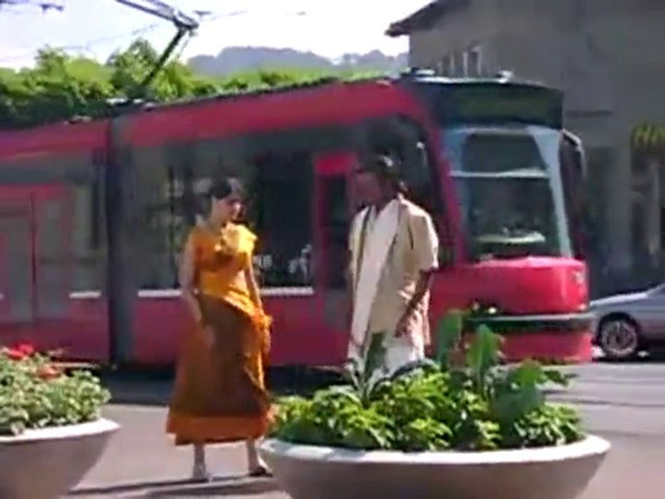 (Full) Genelia On Sets of Uthama Puthiran in Switzerland