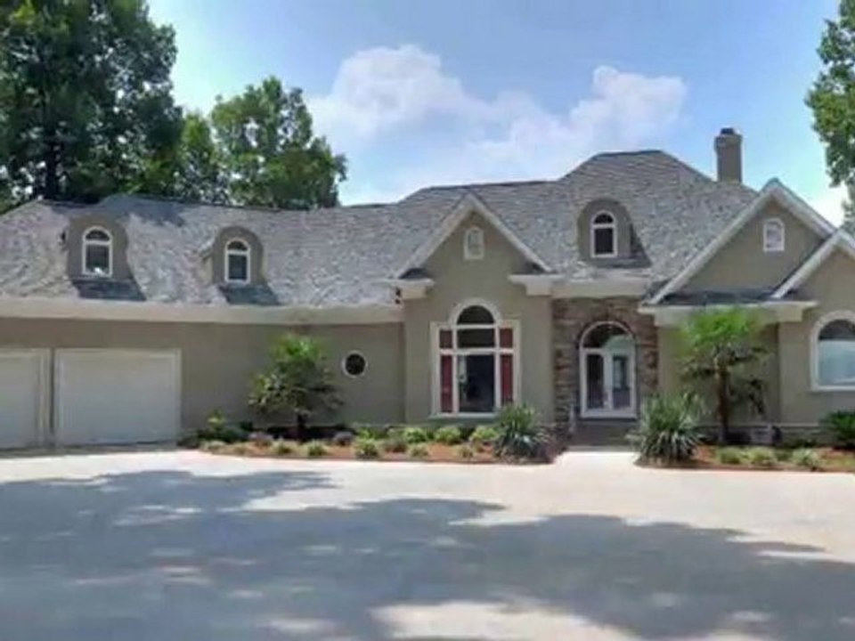 Fort Mill, SC Waterfront Home for sale on Lake Wylie