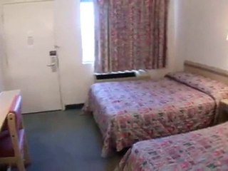 MOTEL 6 SAN ANTONIO WEST - SEAWORLD Video Tour