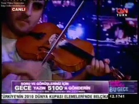 Murat Dalkılıç - La Fontaine (Canlı Performans)