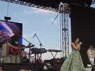 Nil Karaibrahimgil Ovit Konseri Modern Zamanlarda Aşk