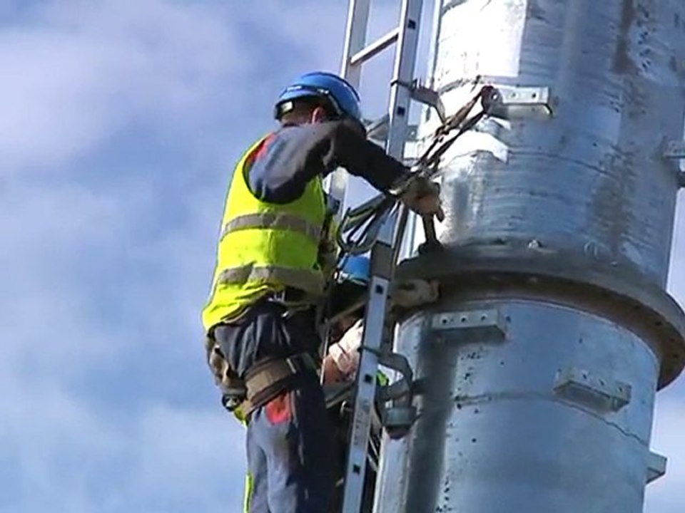 Chamrousse - Construction de la télécabine de la Croix