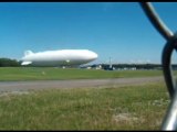 Zeppelin Landung auf dem Flughafen Friedrichshafen Bodensee