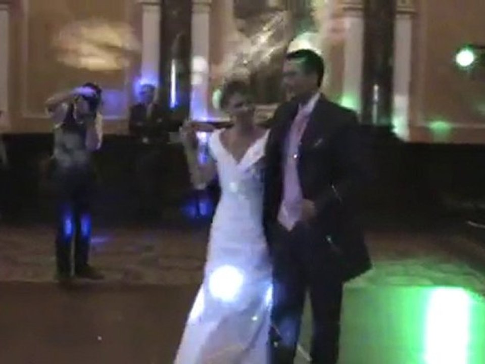 Oliver Twist, I'll do anything - Wedding Dance