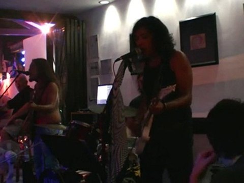 Smoke On The Water(Deep Purple Cover) - Yiğit ÇITAK Akustik