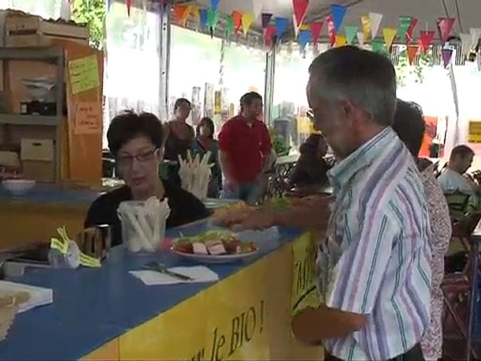 FIL 2010 Village Solidaire vu par Virginie BESNARD.