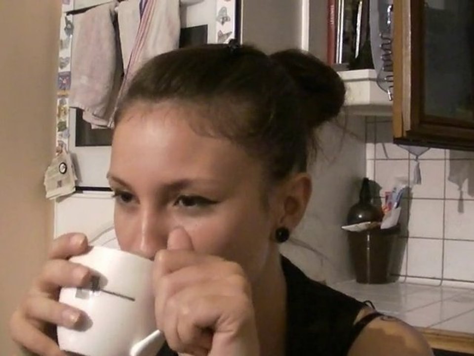 parodie de pub dirt TV:café grand mere