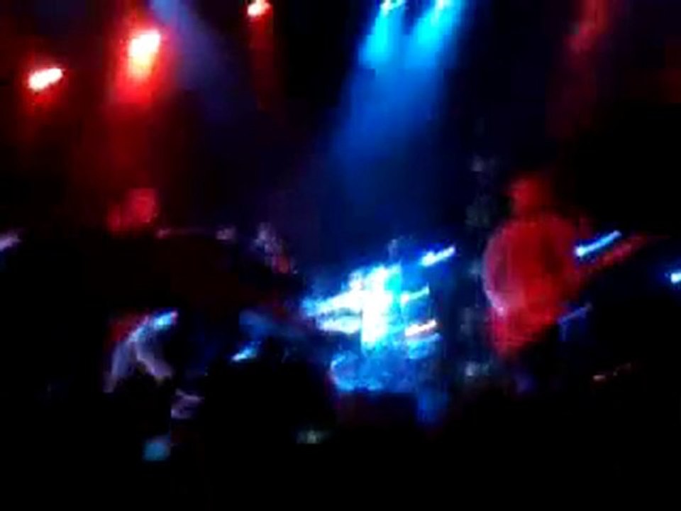 27 PUNK ROCK PRINCESS (CLIP)