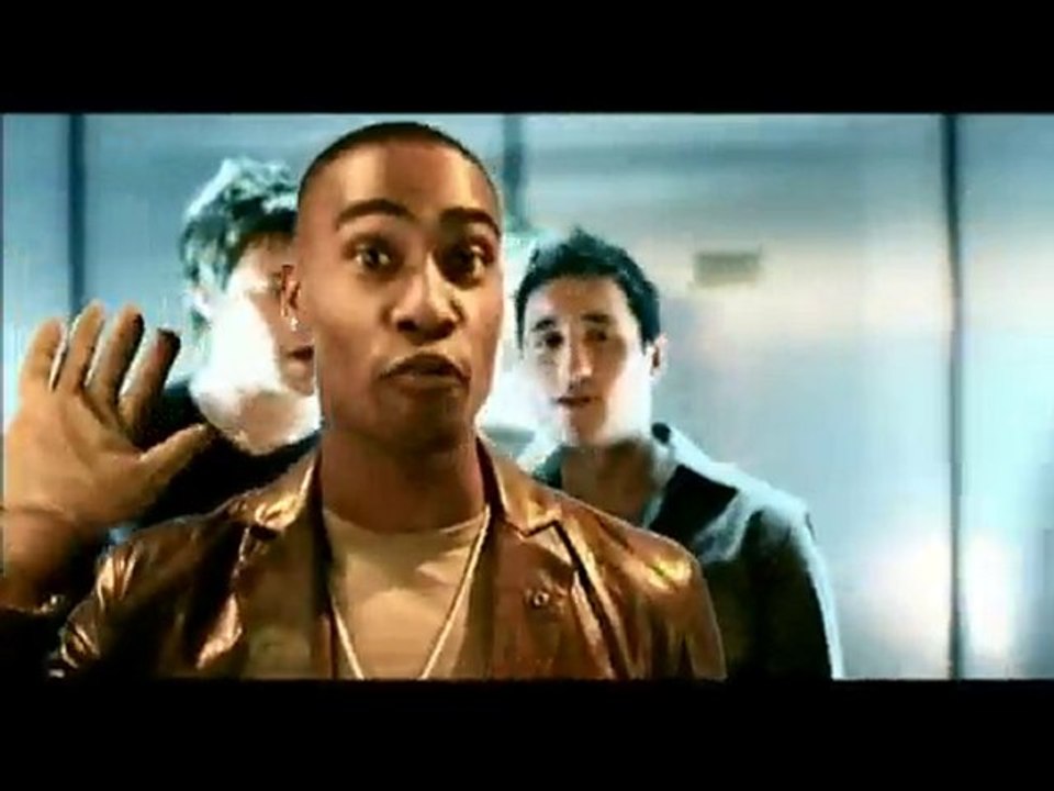 Blue  Fly By / Çılgın