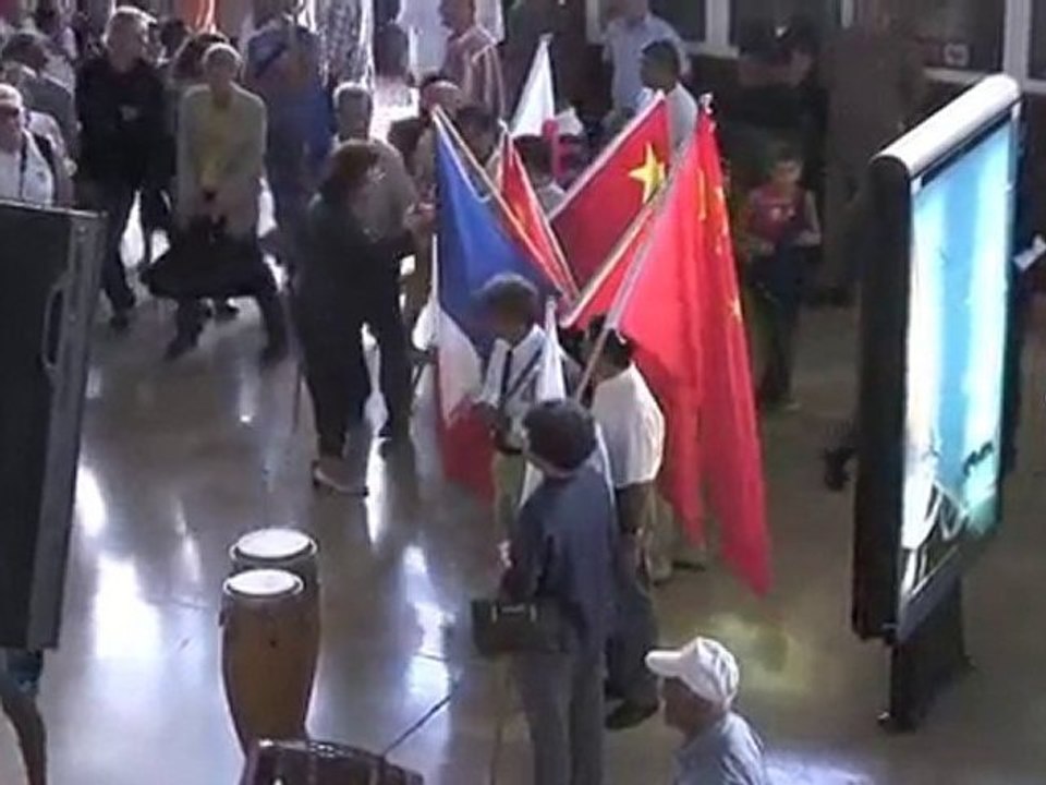 FRANCE-CHINE A LA REUNION - La chine sans trop d'espoir