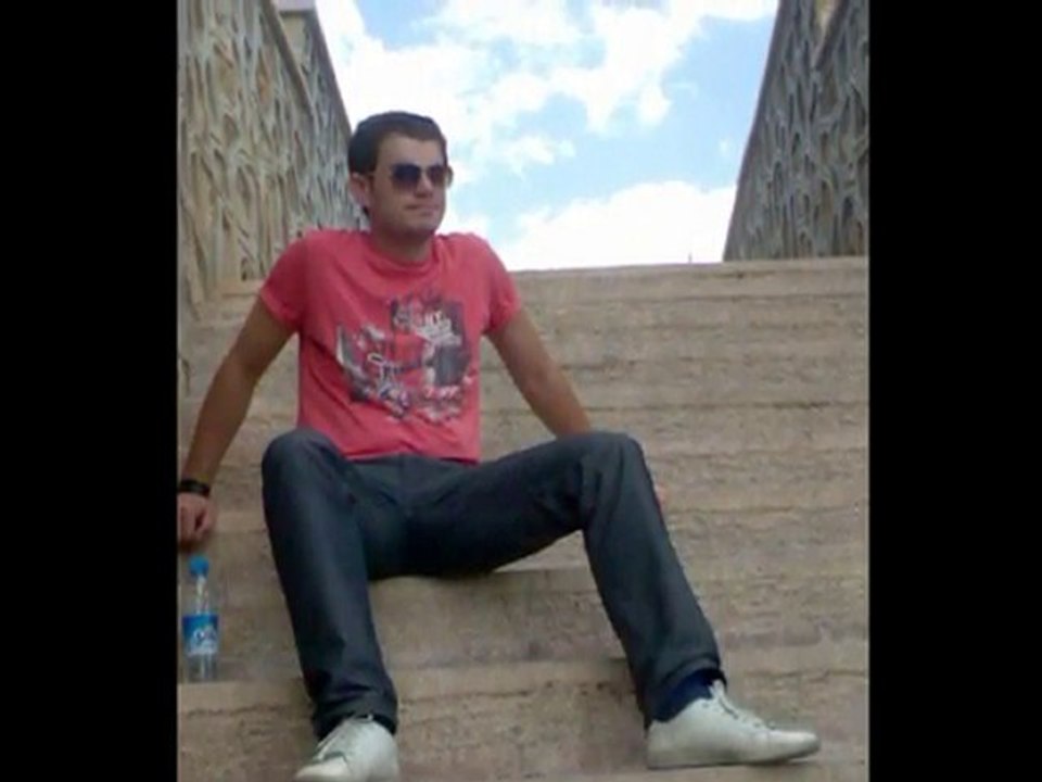 Söylemeyin Bilmesin Aşkıma Dayanamaz Böylesi Acıya..