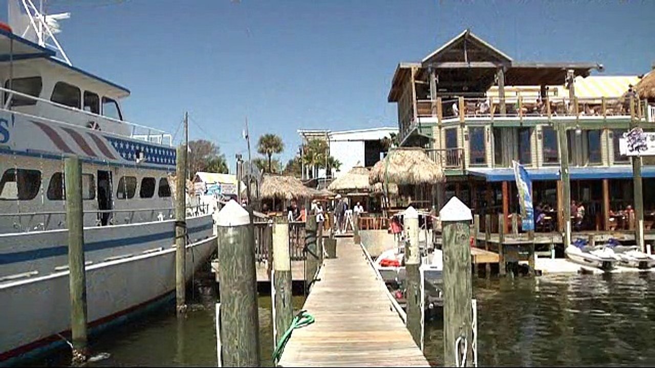 Saltlife Harbor Walk (2)