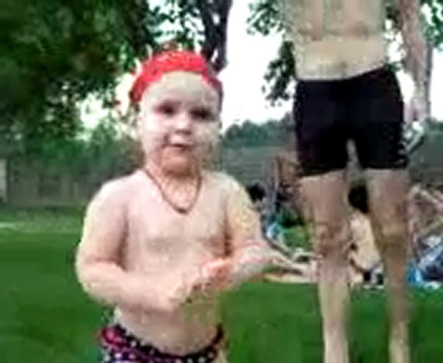 A la piscine