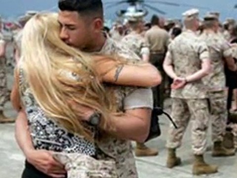 இMOR♥MELEKஇ (U)MUTLU YILLAR,AYLAR,GÜNLERE!