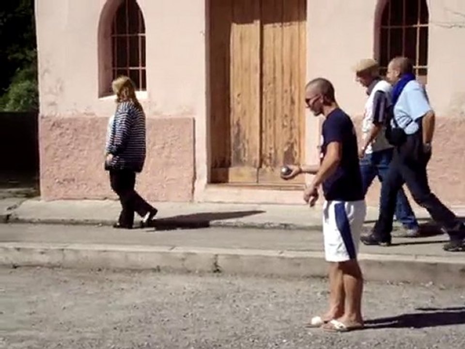Tir petanque; le geste parfait