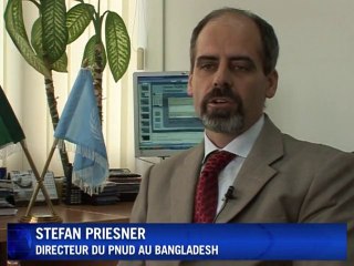 Les sinistrés du cyclone Aila au Bangladesh se sentent oubliés