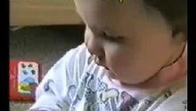 Bebe impressionnat