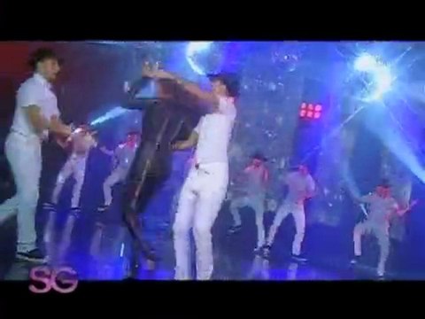 Exitoina.com - Musical Flor de la V