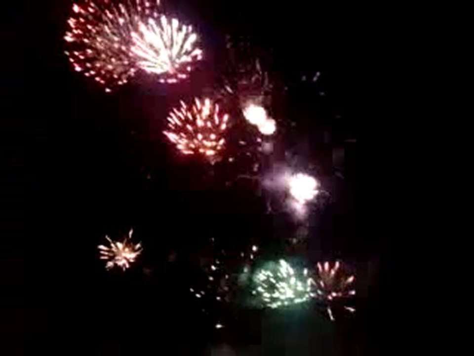 final du feu d'artifice de tournus(71) le 22/08/2010