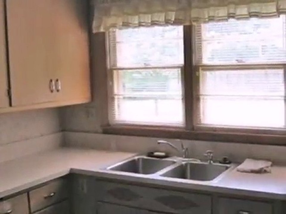 Homes for Sale - 3306 Chatham St - Racine, WI 53402 - Coldwe