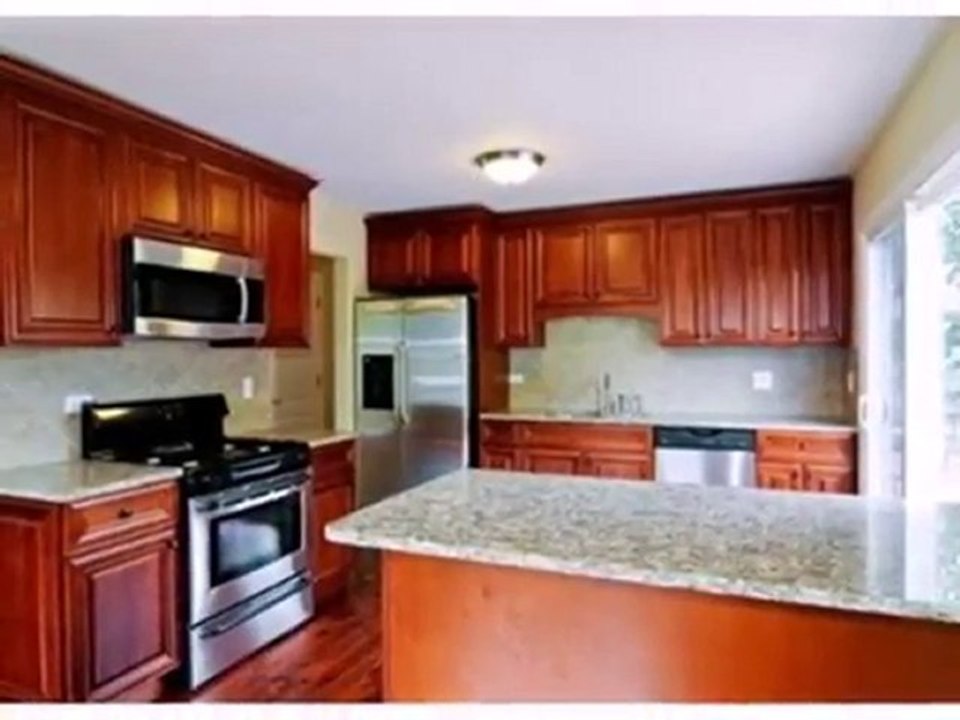 Homes for Sale - 305 Norton Ln - Bloomingdale, IL 60108 - Co