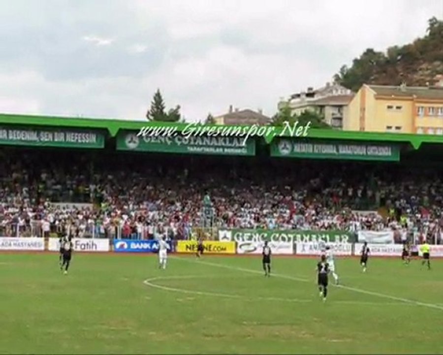 Maç Başlarken üçlü