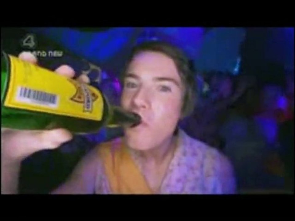 Skins Party, Episode 10 de la saison 1