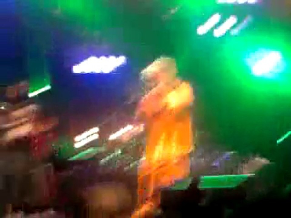 Max Roméo à couvre feu 2010 - war ina babylon (part 1)