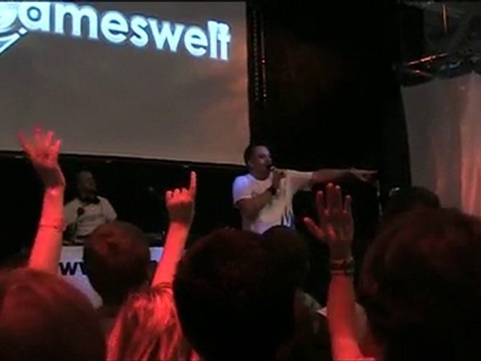 Konsolen-news.net: Gamescom 2010 Stand Gameswelt.de Teil2