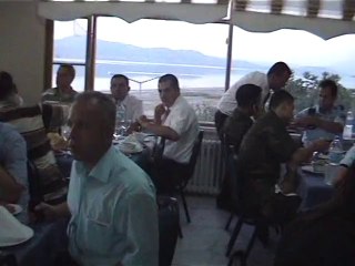 Vali Tapsız Şehit ve Gazilere Yemek Verdi