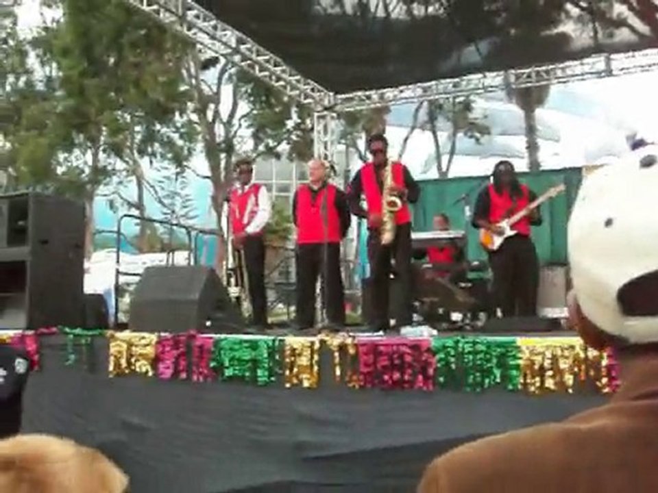 Tito Jackson Band Sings Jackson 5 Songs and the Blues